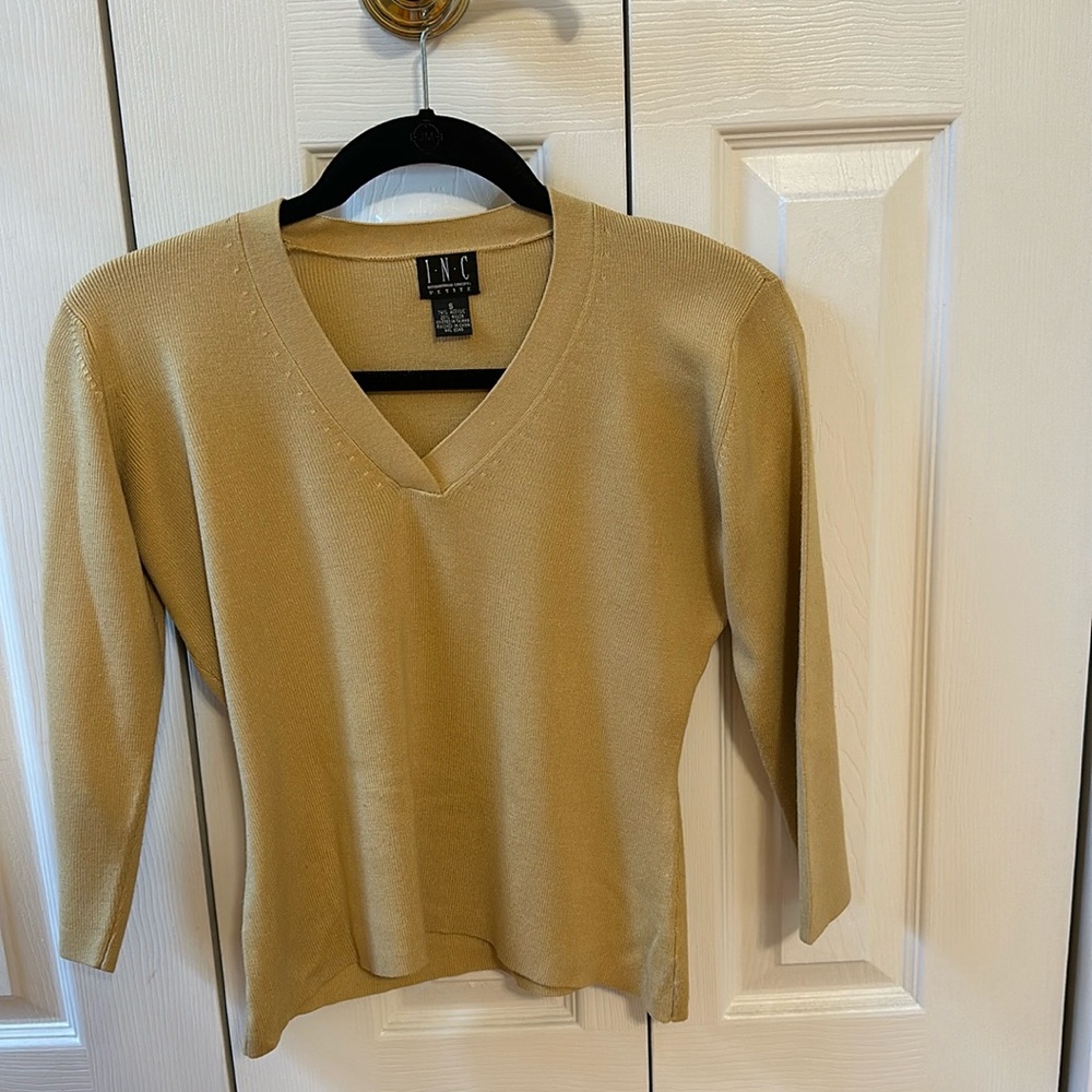 3/4 Sleeve Sweater